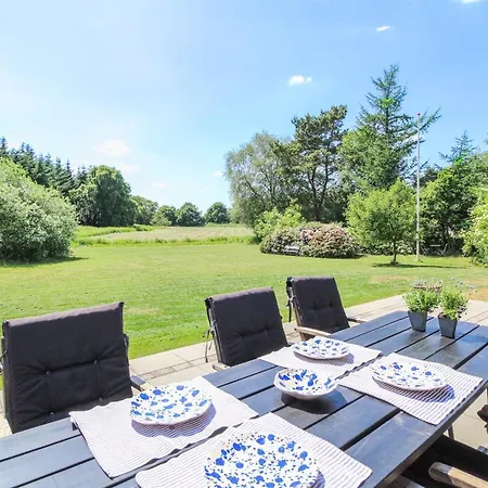 Rufina - 850m From The Sea By Interhome *